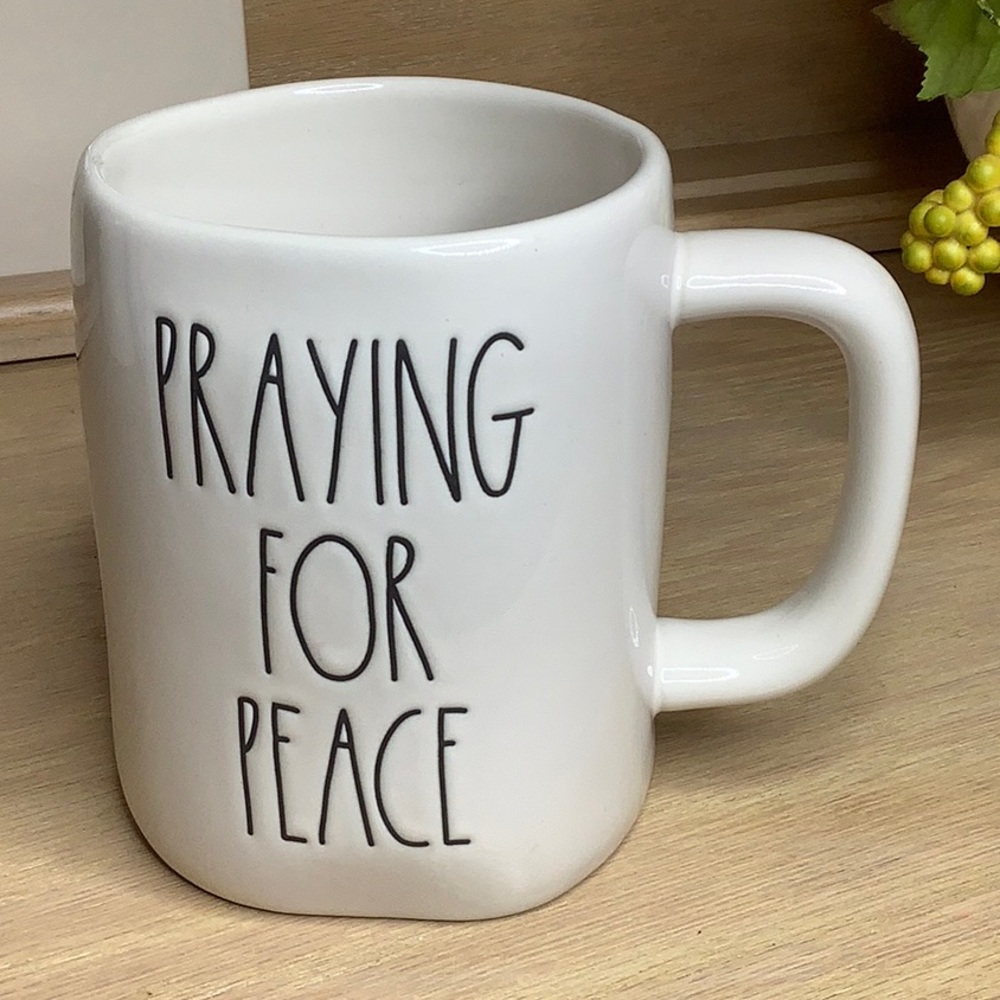 🆕 Rae Dunn PRAYING FOR PEACE Coffee Tea Cocoa Mug